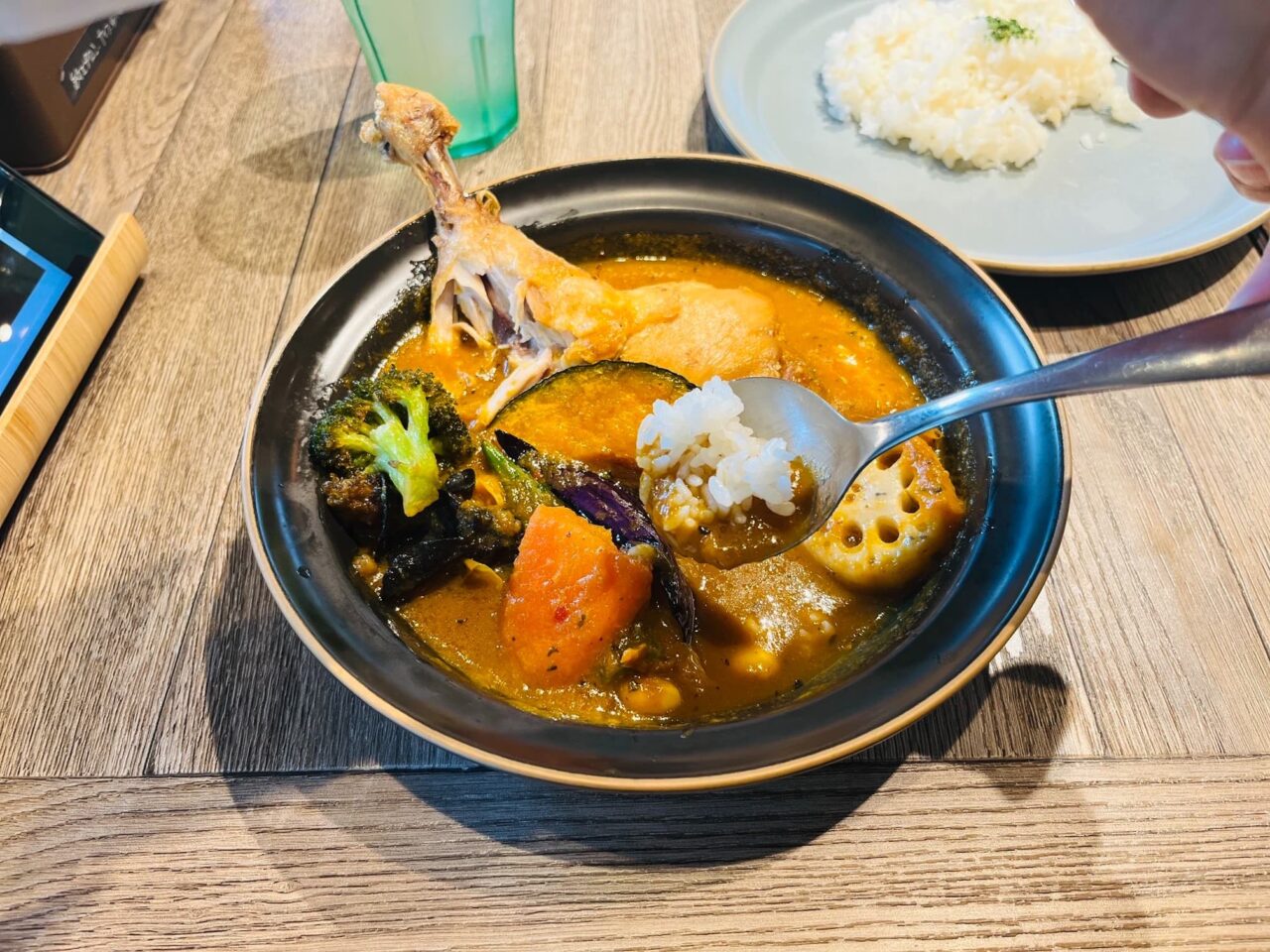 Rojiura Curry SAMURAI（路地裏カレーサムライ）